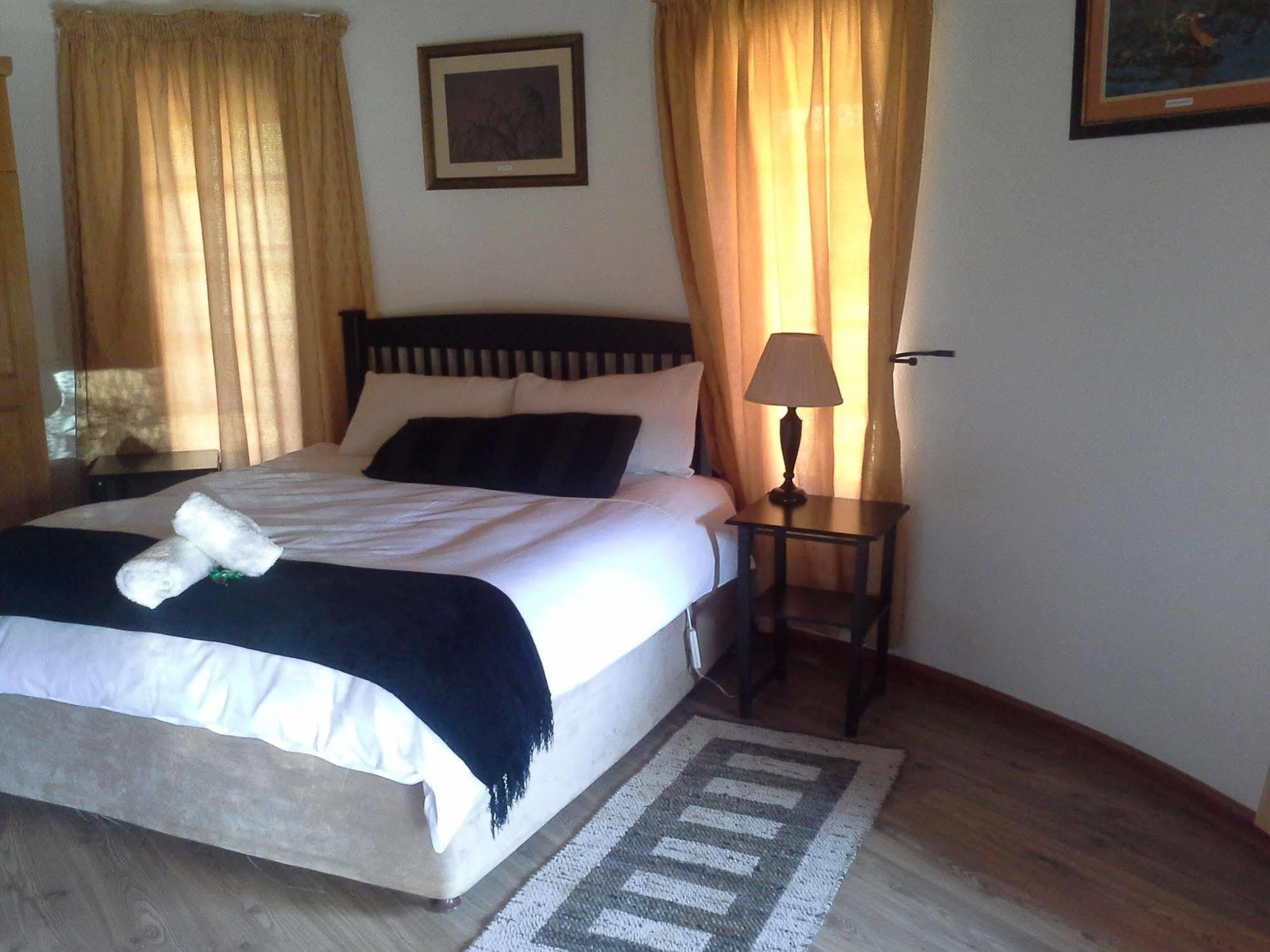 Bird Haven Guesthouse Hlotse Екстериор снимка